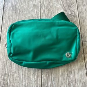 Lululemon Emerald Ice Everywhere Belt Bag